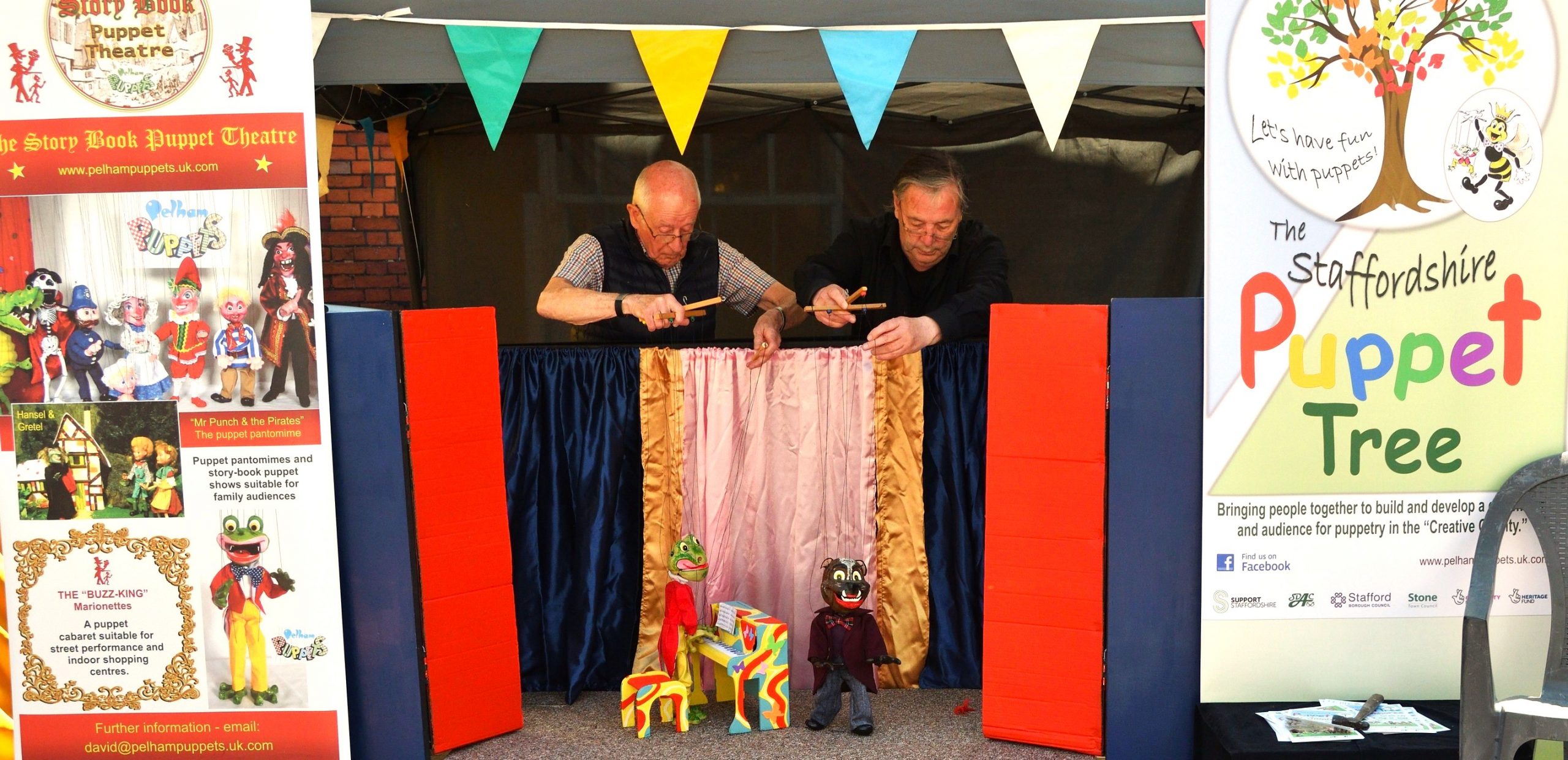 Puppet Theatre Yorkshire - Book Puppet Show